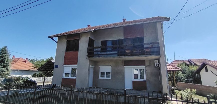 Porodična kuća 250 m², 4 arа, Obrenovac, 150.000 €