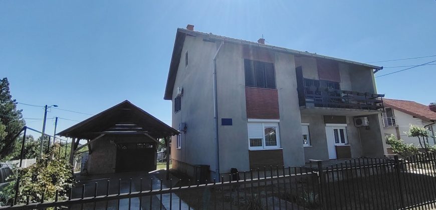 Porodična kuća 250 m², 4 arа, Obrenovac, 150.000 €