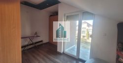 Kuća 250m2 – sa lepim placem od 5 ari