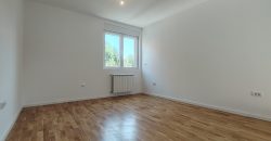 IZDAVANJE – Četvorosoban stan 103 m², I sprat, Obrenovac – 400 € (GARAŽNO MESTO)