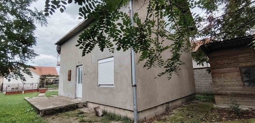 120 m², 4 ara, Obrenovac, 125.000€