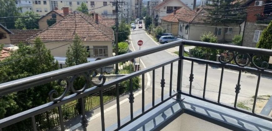 Stan Lazarevac 69m2