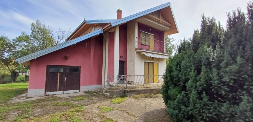 Kuća 89 m², 21 ar, Veliko Polje, Obrenovac, 75.000€