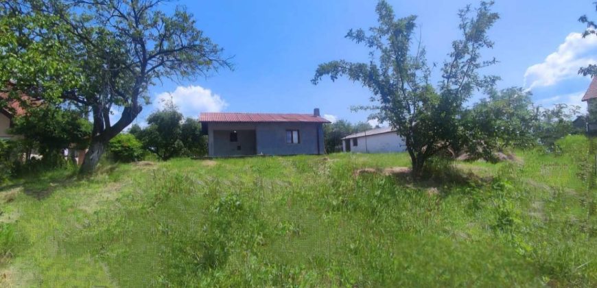 Kuća 65 m², 10 ari, Barič, Obrenovac, 41.000€