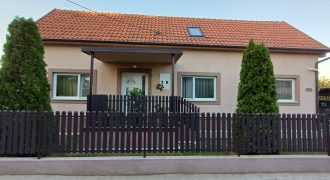 Porodična kuća 120 m², 5 ari, Obrenovac, Zabrežje, 150.000 € (NAMEŠTENA)