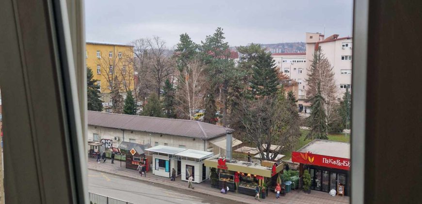 Izdajem jednosoban stan u Nisu