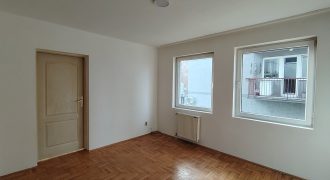 Jednoiposoban stan 39 m², I sprat, Obrenovac, 250€