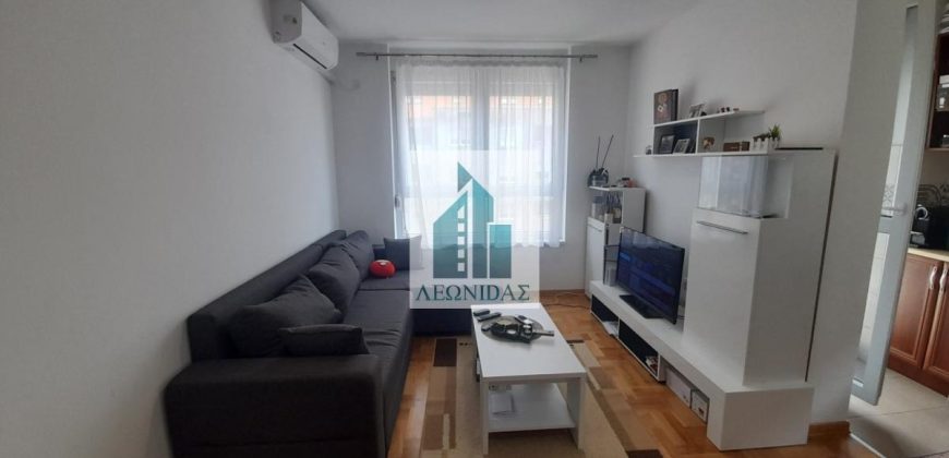 Odličan 2.5 stan na Panteleju