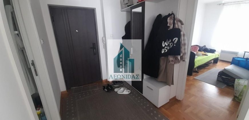 Odličan 2.5 stan na Panteleju