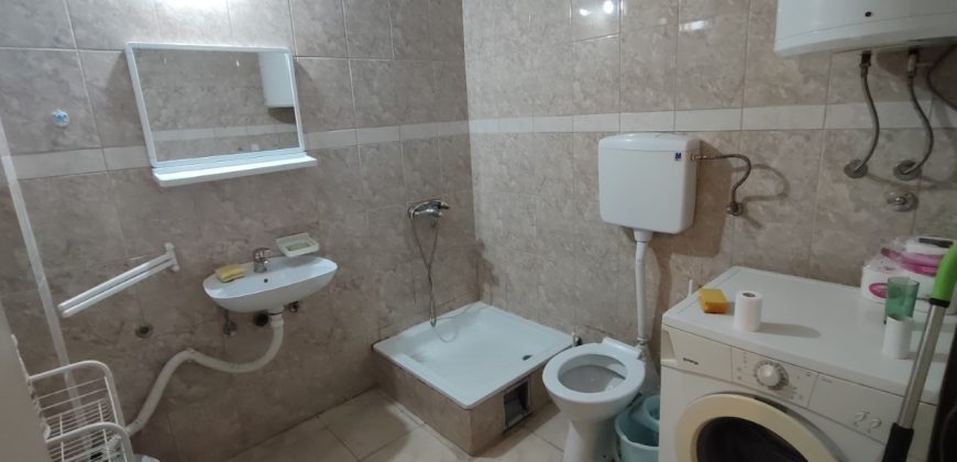 Dvoiposoban stan na Paliluli