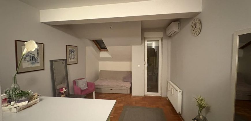 Garsonjera-na-prodaju-–-Nova-Detelinara-01-870×420