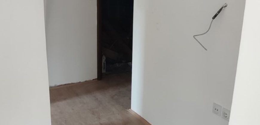 Jednoiposoban stan na prodaju – Palilula, Niš (5)