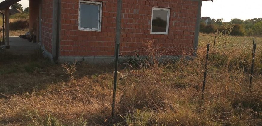 Prodaja kuće Surčin – Petrovčić (3)