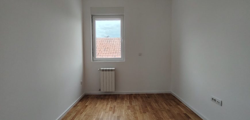 Troiposoban stan na prodaju – Obrenovac (5)