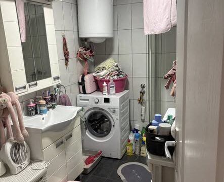 Hitno prodajem 1.5 stan 40 m² Zemun Meandri (4)