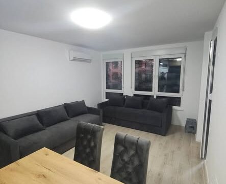 Izdavanje Zrenjanin – Garsonjera