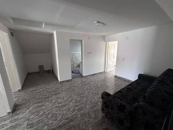 Prodaja kuća Zrenjanin – Četvorosobna (4)