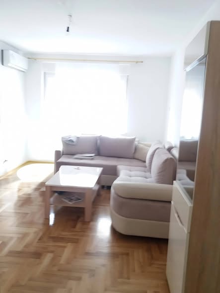 Izdavanje stanova Savski venac – 2.5 soban stan